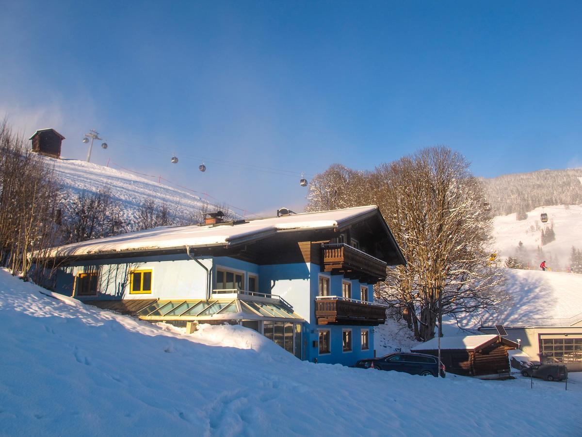 Saalbach Apartments Landhaus Bernkogel - Ski In Ski Out Luaran gambar